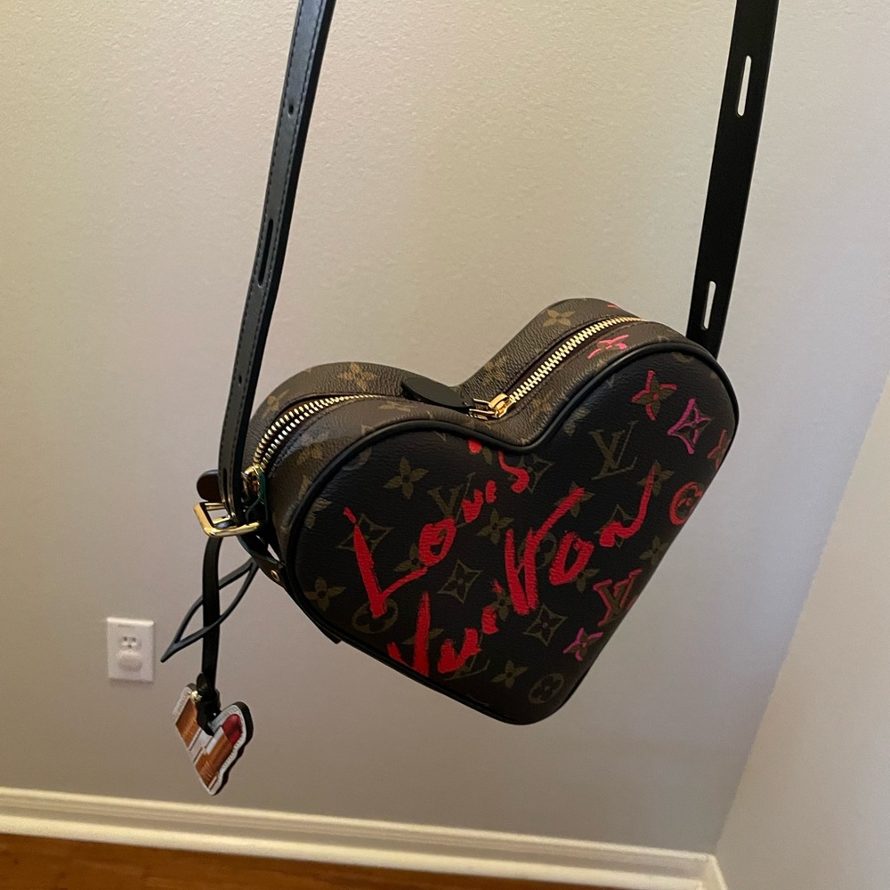 fall in love heartbox bag louis vuitton - Picture 11 of 14